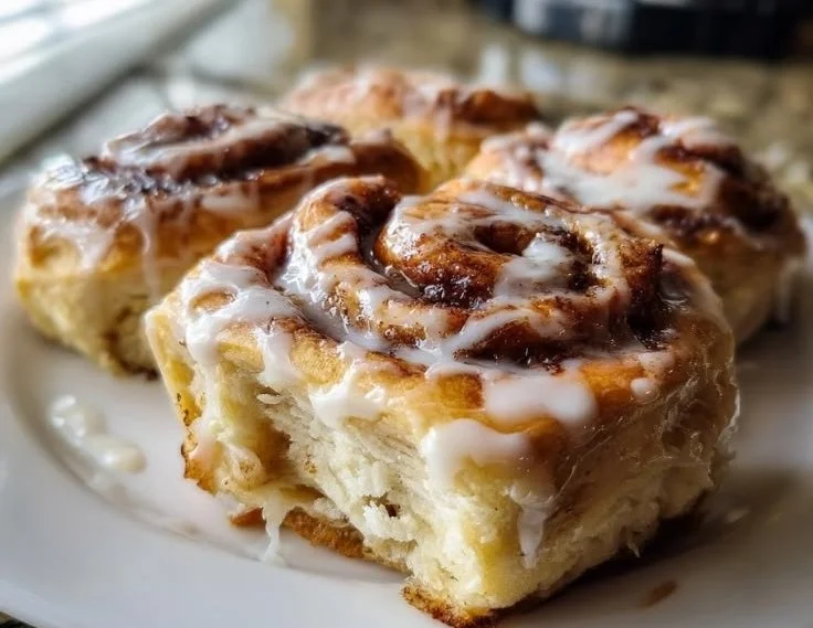 Cynamonowe Bułeczki z Air Fryera, frisch aus dem Air Fryer gebacken