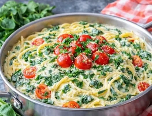 15 Minuten Spaghetti mit Spinat-Frischkäse-Sauce