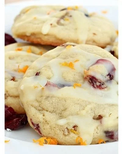 Leckere Cranberry Orange Cookies, ideal für Weihnachten und festliche Desserts.