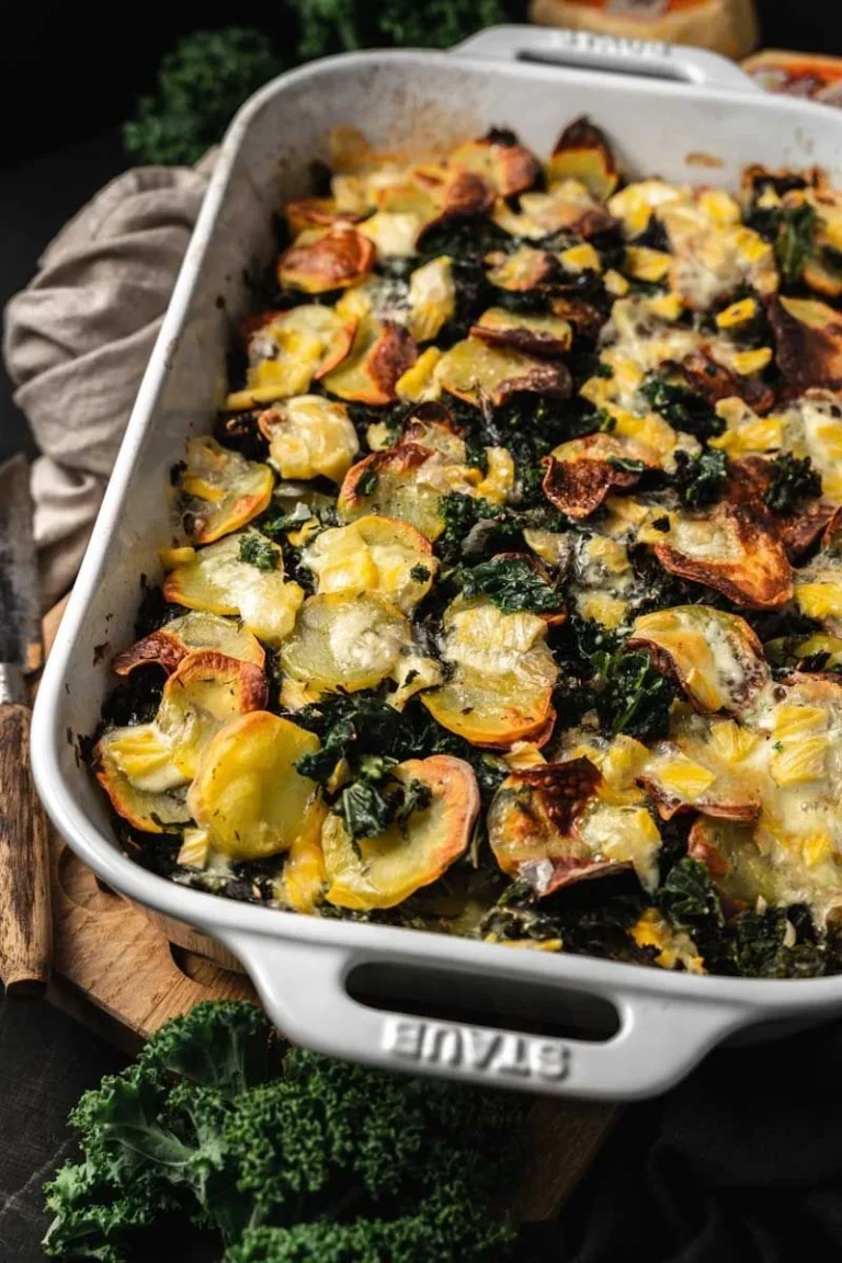Kartoffel-Grünkohl-Auflauf mit Käse aus dem Rezept von Ina Isst.