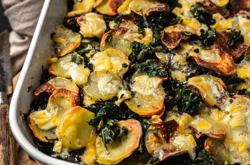 Kartoffel-Grünkohl-Auflauf mit Käse aus dem Rezept von Ina Isst.