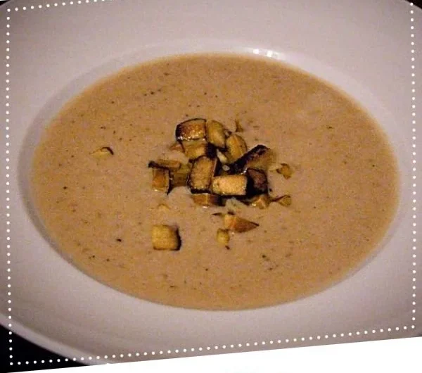 Vegane Maronen-Kokos-Creme-Suppe zubereitet mit dem Thermomix.